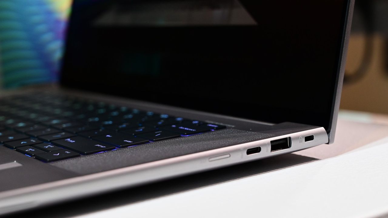 Hp ZBook Studio G9 Ports