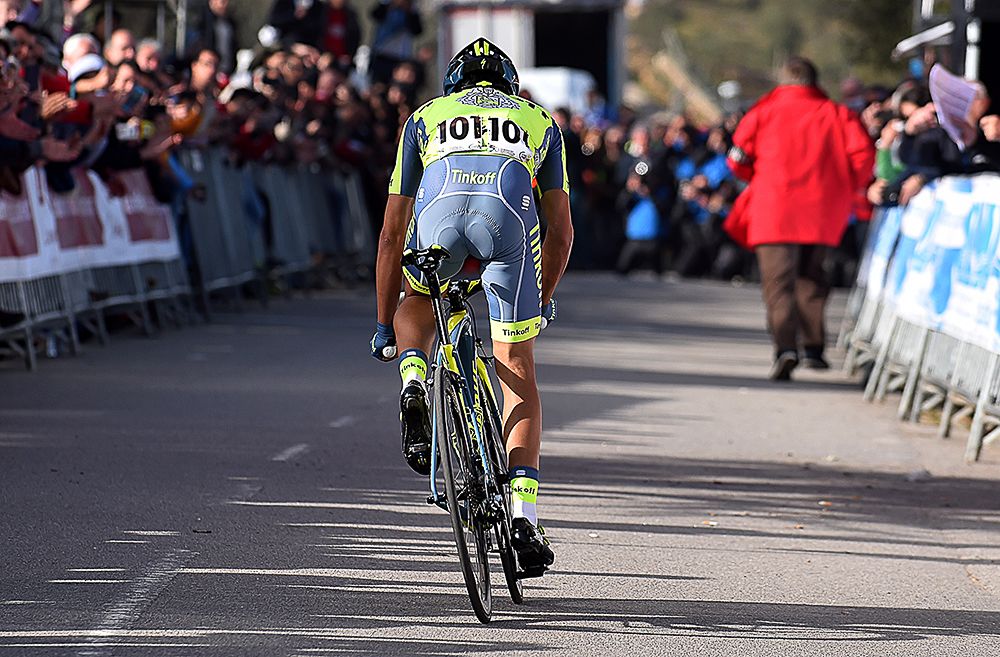 Alberto Contador on his way to winning Algarve's final stage