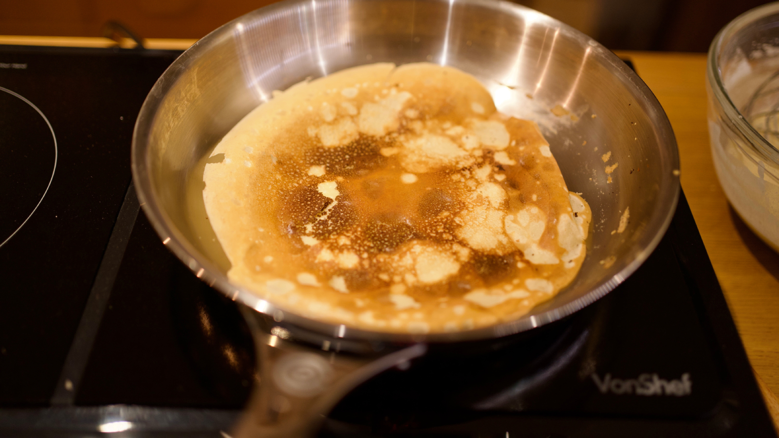 Testing the VonShef Dual Induction Hob