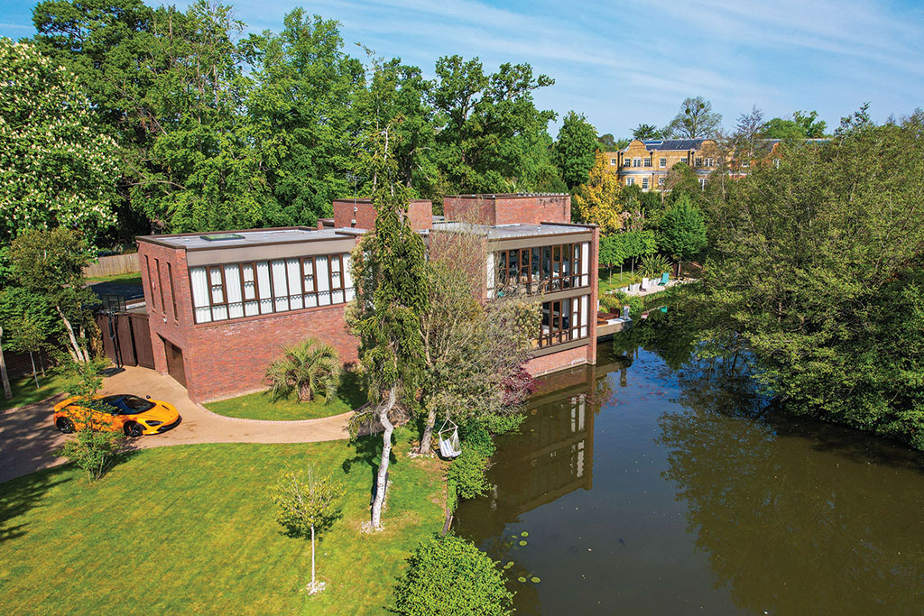 8 of the best lakeside properties for sale