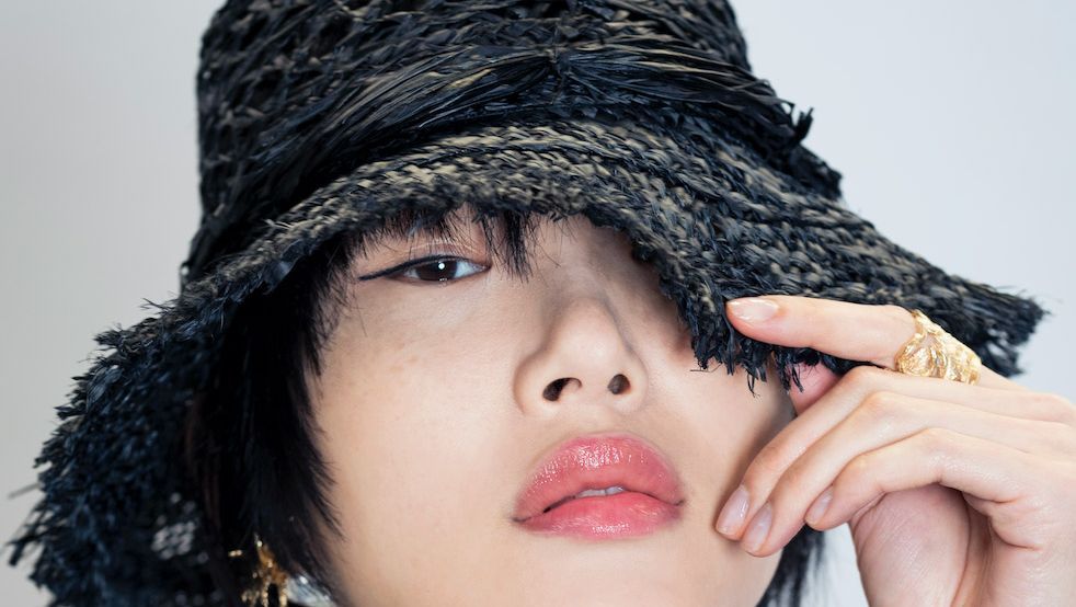 Clothing, Hat, Beauty, Fashion accessory, Headgear, Fashion, Black hair, Sun hat, Lip, Fedora, 