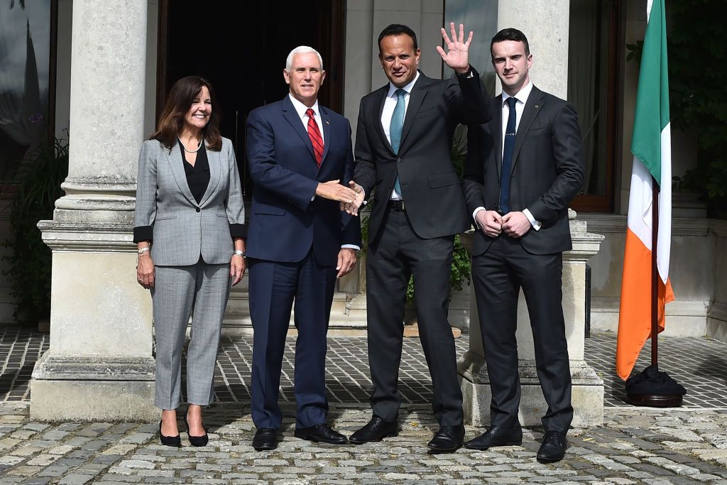 Mike Pence shakes hands with Ireland&amp;#039;s prime minister