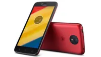 Buy Moto C Plus (2GB) at Rs 5,999 (save Rs 1,000)
