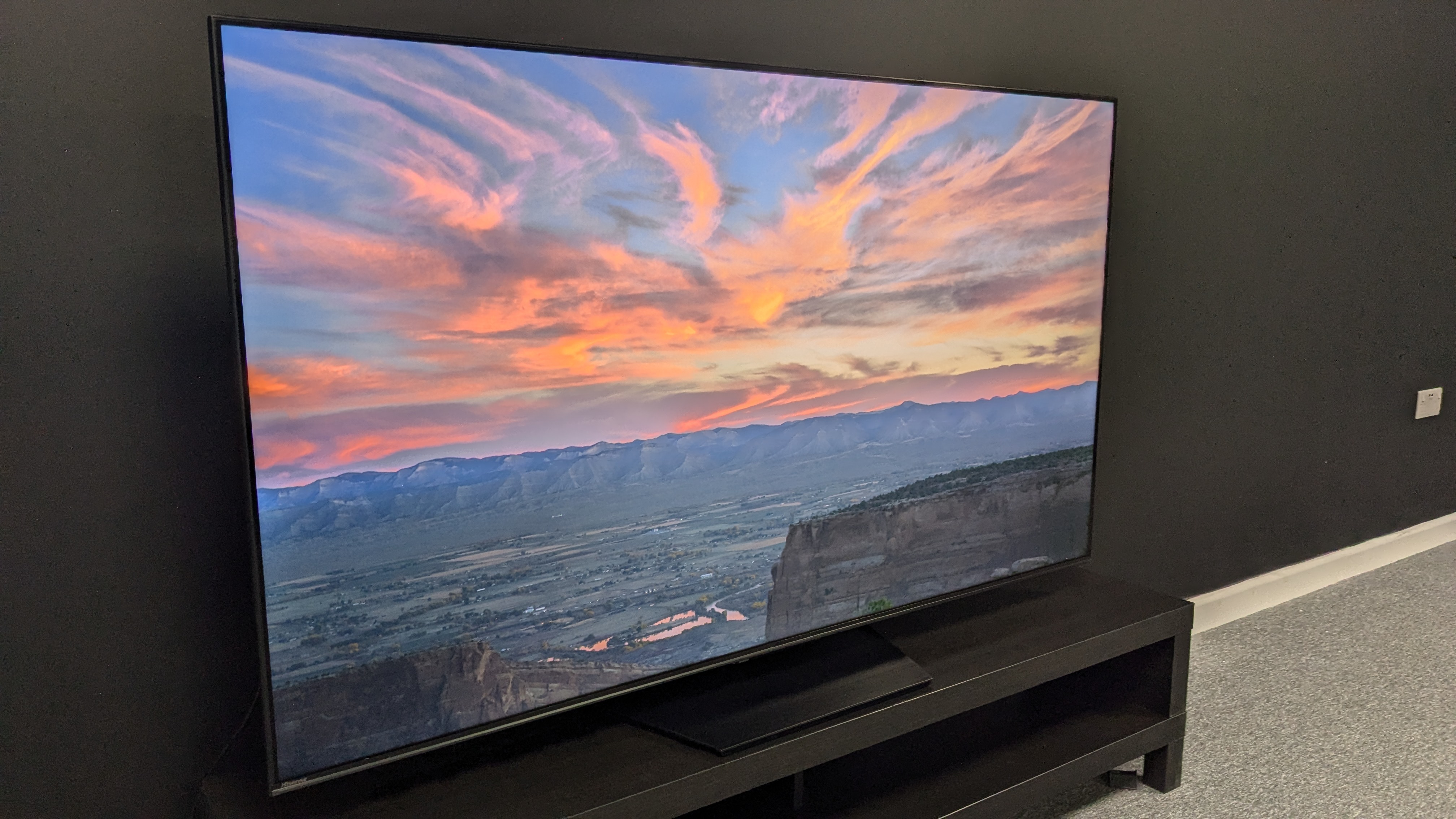 Hisense U7N review: a budget mini-LED 4K TV that out-performs its price