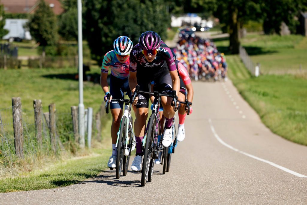 GENNEP NETHERLANDS SEPTEMBER 06 LR Alice Towers of The United Kingdom and Team CanyonSram Racing and Quinty Ton of The Netherlands and Team Liv Racing Teqfind compete in the breakaway during the 25th Simac Ladies Tour 2023 Stage 1 a 1391km stage from Gennep to Gennep UCIWWT on September 06 2023 in Gennep Netherlands Photo by Bas CzerwinskiGetty Images