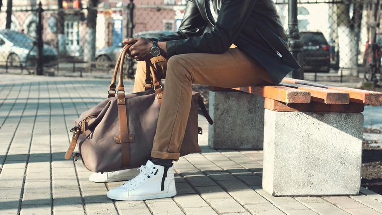 leather sneakers outfit