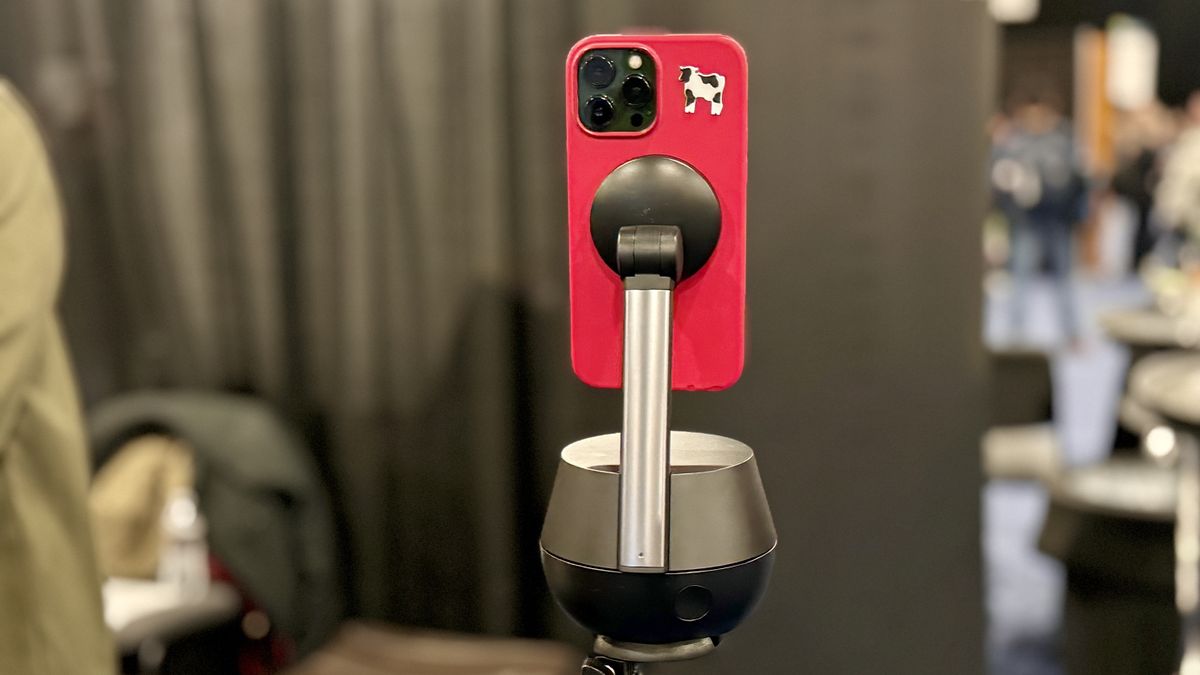 This is the coolest new iPhone accessory at CES 2024 — and it takes advantage of an underrated iOS 17 feature