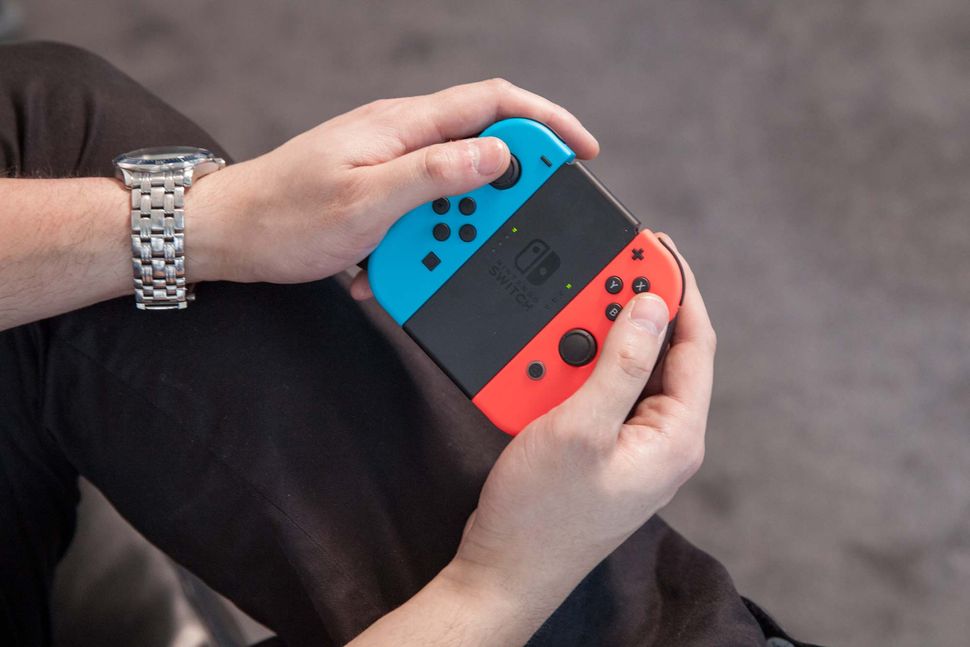 What To Do If Your Nintendo Switch Doesn't Turn On 