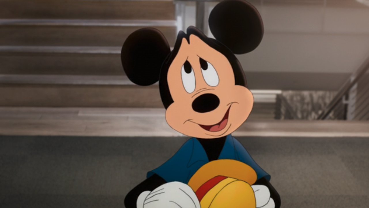Mickey Mouse mirando a Walt Disney en Érase una vez un estudio