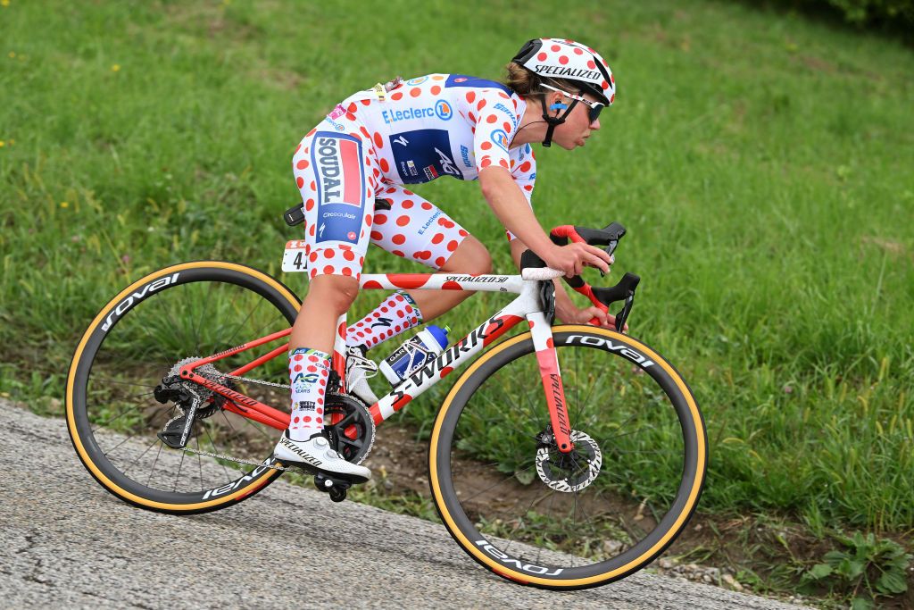 ALPE DHUEZ FRANCE AUGUST 18 Justine Ghekiere of Belgium and AG Insurance Soudal Team Polka dot Mountain Jersey competes during the 3rd Tour de France Femmes 2024 Stage 8 a 1499km stage from Le GrandBornand to Alpe dHuez 1828m UCIWWT on August 18 2024 in Alpe dHuez France Photo by Dario BelingheriGetty Images