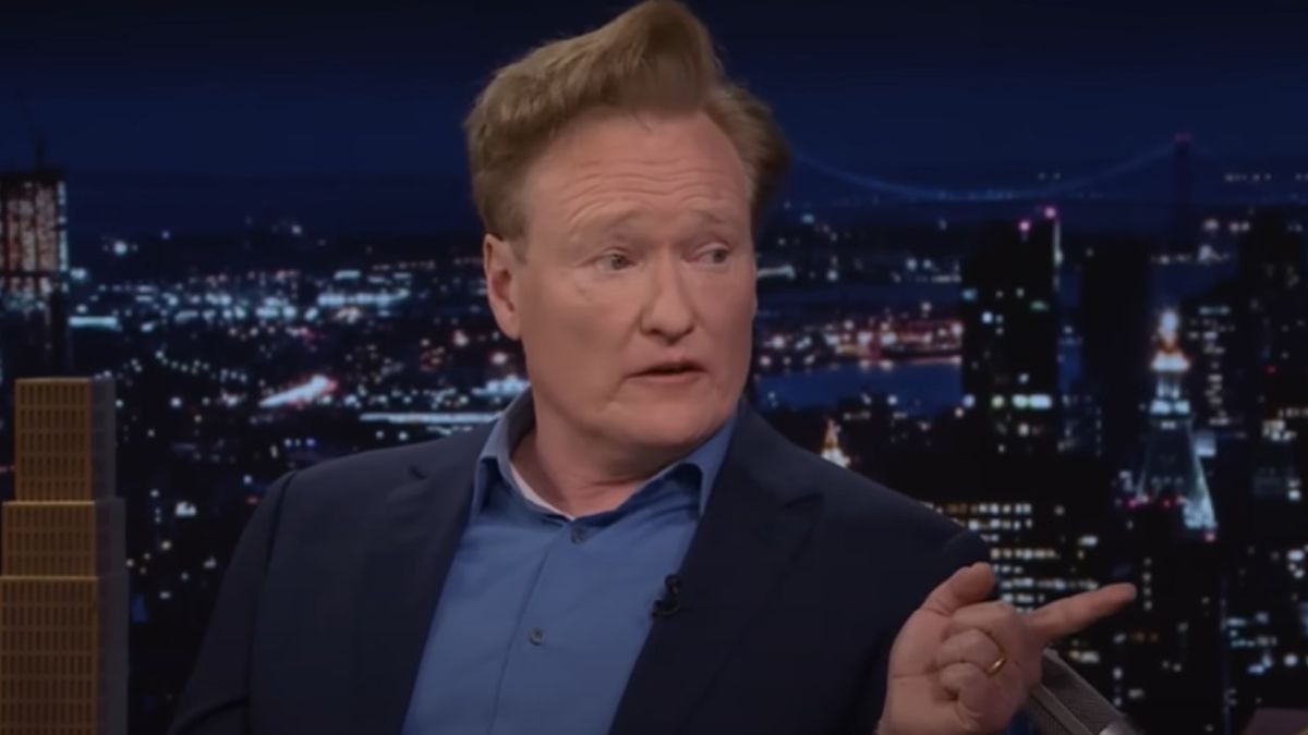 After It Was Announced That Conan O'Brien Will Host The 97th Oscars, The Internet Is Giving Him All The Praise