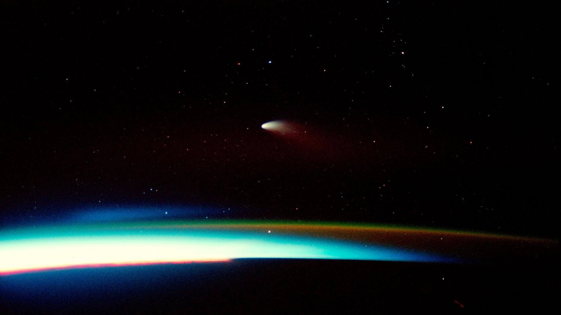 Comet Hale-Bopp was discovered during NASA's STS-83 mission.