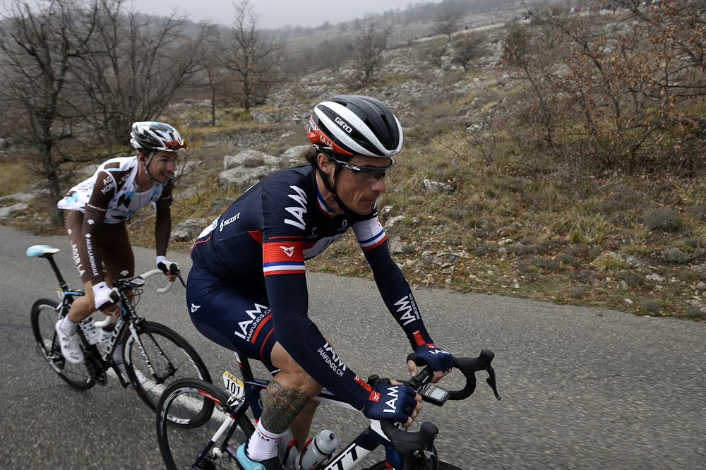 France's Sylvain Chavanel (L) and France's Mikael Cherel ride in a breakaway during the sixth stage of Paris-Nice.