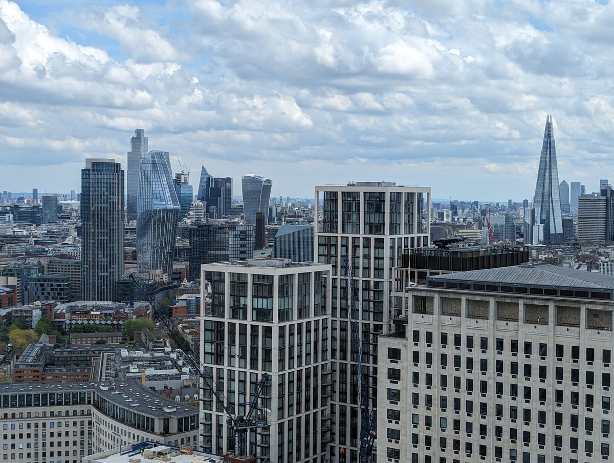 iPhone 15 Pro Max vs. Galaxy S24 Ultra vs. Pixel 8 Pro London Eye photos