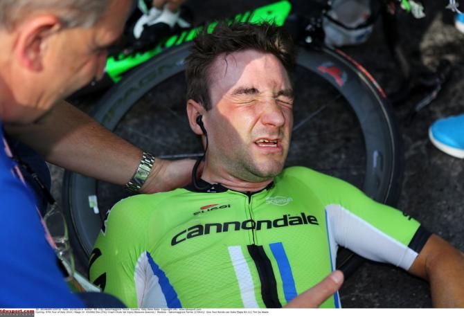 Elia Viviani (Cannondale) in a world of pain