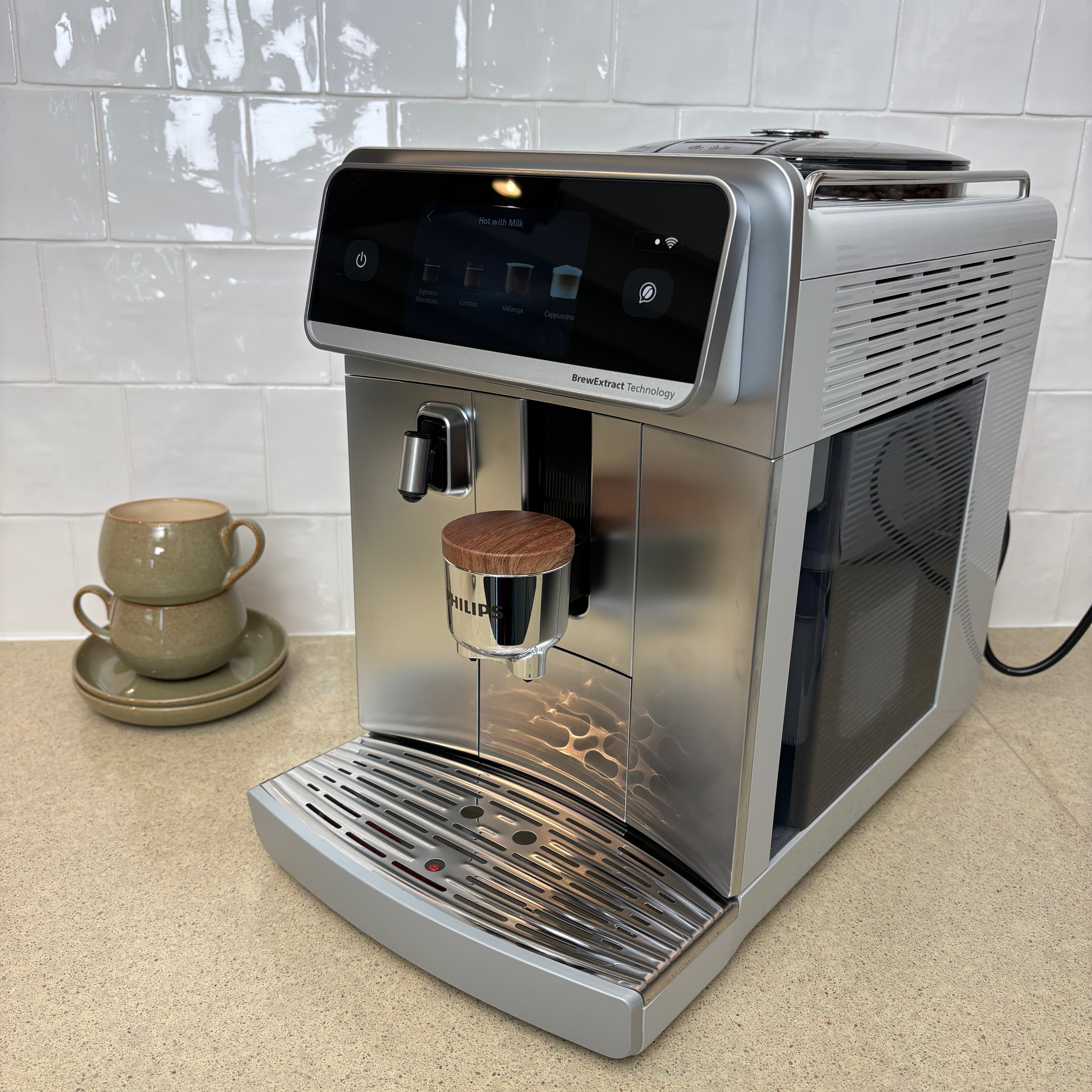 Testing the Philips Aromis coffee machine