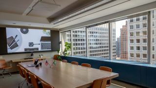 Sennheiser, Barco, and QSC collaborated to deliver a fully integrated conferencing and equipment demonstration environment in Gateway, the conferencing and technology demonstration center of the Swedish-American Chamber of Commerce.