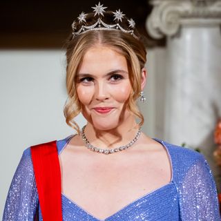 Selena Gomez Wardrobe Malfunction - Selena Gomez Nip Slip | Marie Claire