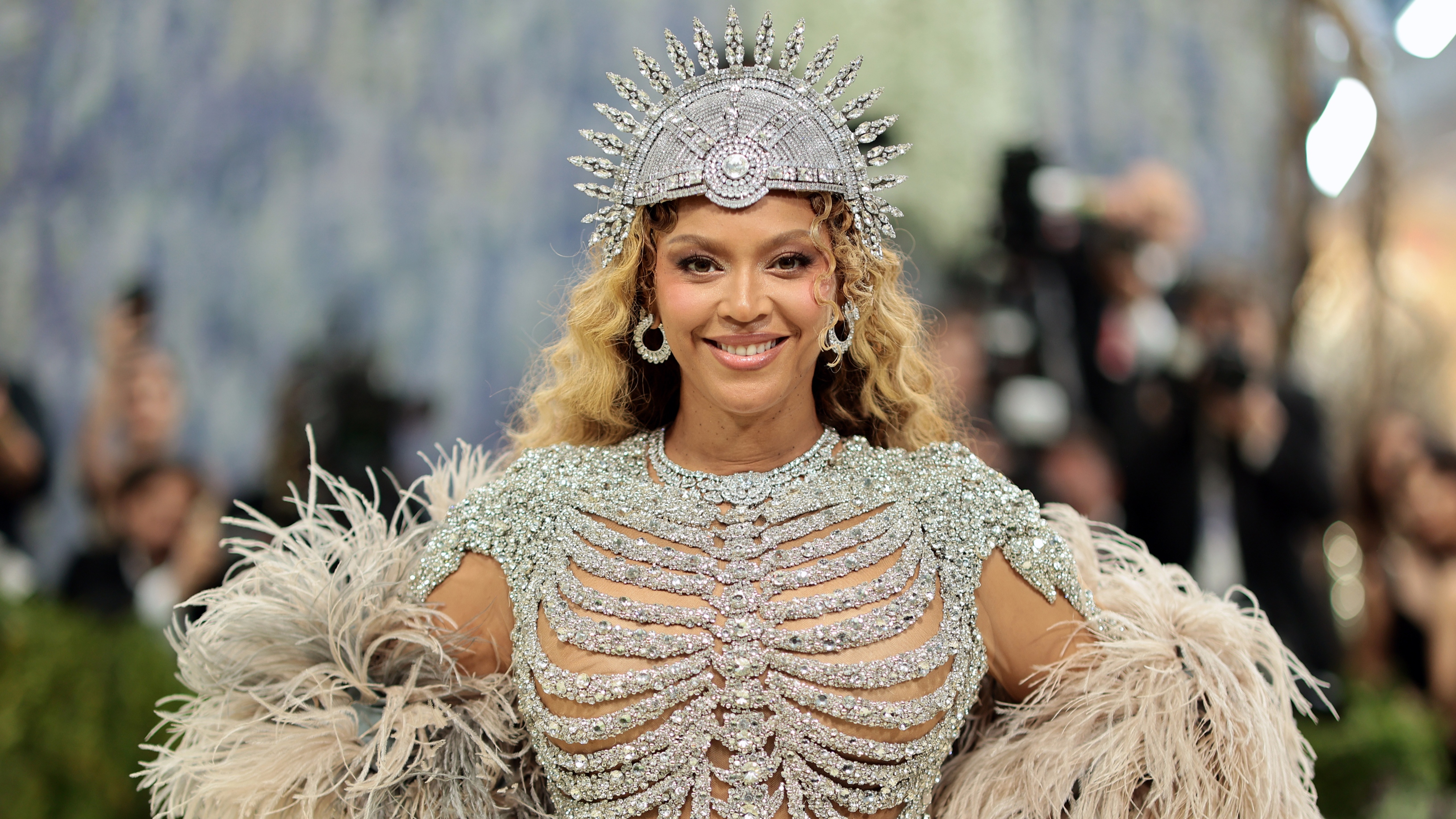 Beyonce on the 2026 met gala red carpet 