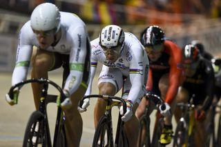 Francois Pervis sits on the wheel of Matthew Glaetzer