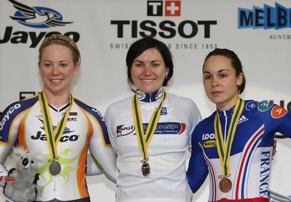 Women's 500m TT podium: Kaarle McCulloch (2nd, Jayco), Anna Meares (1st, Australia) and Sandie Clair (3rd, France)