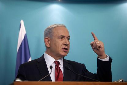 Israeli lawmakers vote to dissolve parliament
