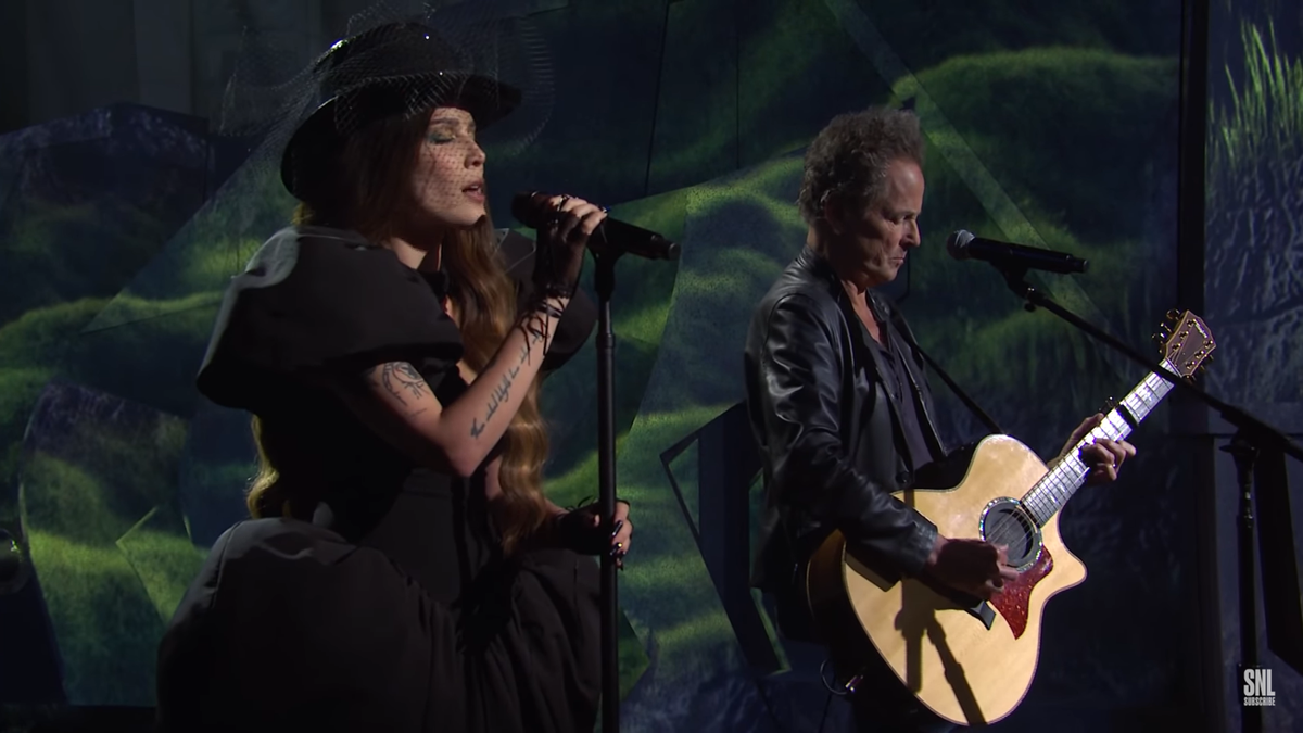 Lindsey Buckingham and Halsey on SNL