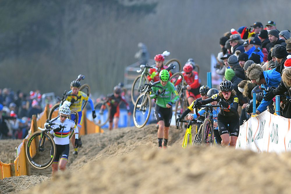 Loes Sels at Belgian cyclo-cross nationals in 2018