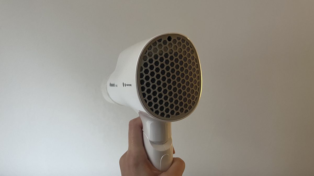 Panasonic Nanoe Travel Hair Dryer (eh-na2c-w) Review 