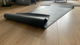 Image of the Manduka PROlite yoga mat folded over at the corner