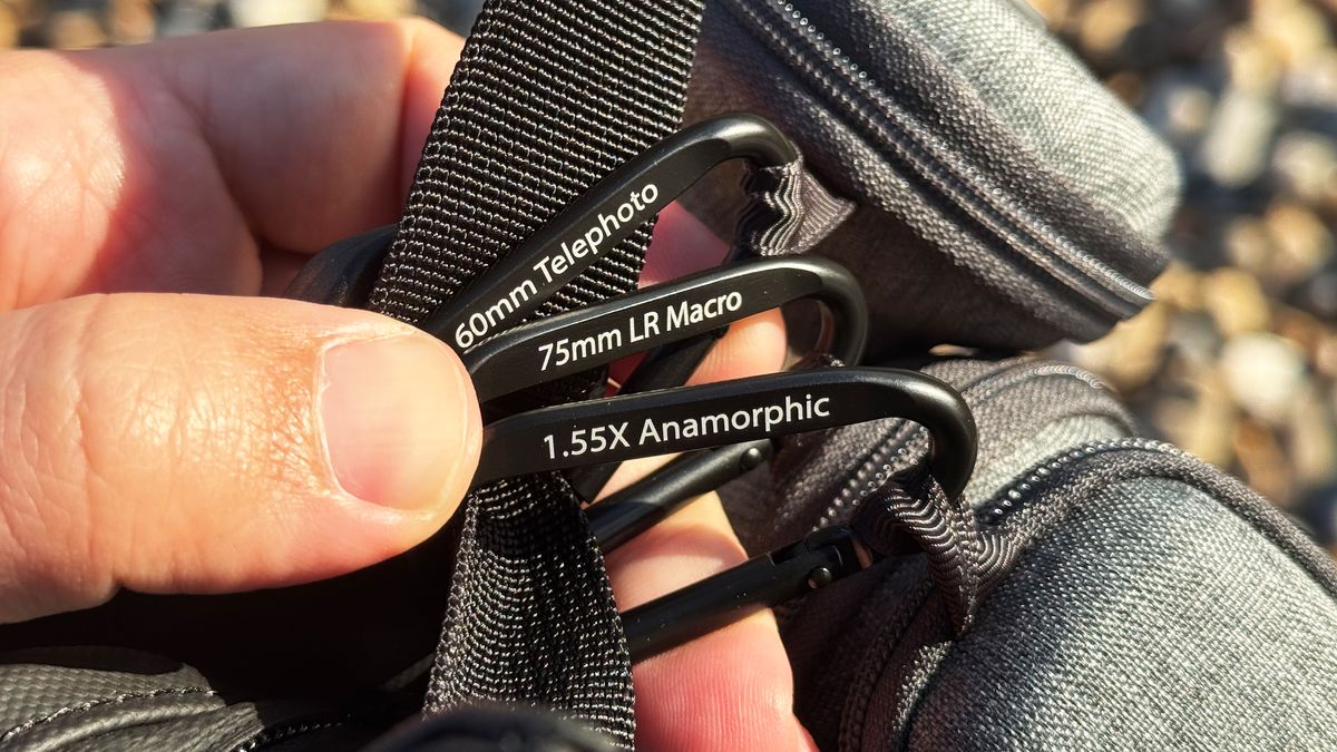 ShiftCam kit review lens carabiners