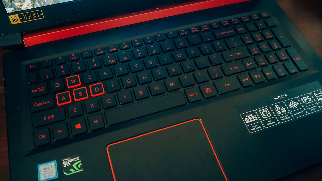 It has a comfortable keyboard.