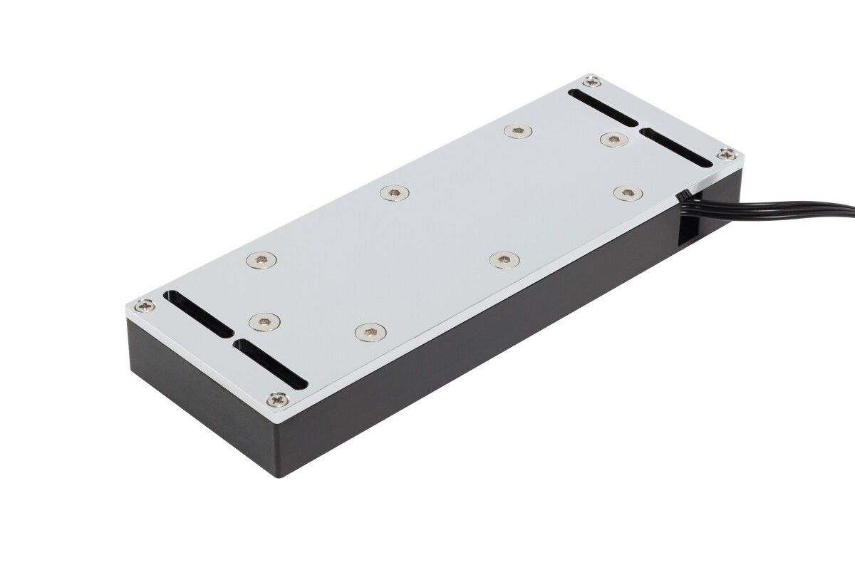 Alphacool APEX X4's nickel-plated base