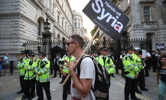 Protesting Syria