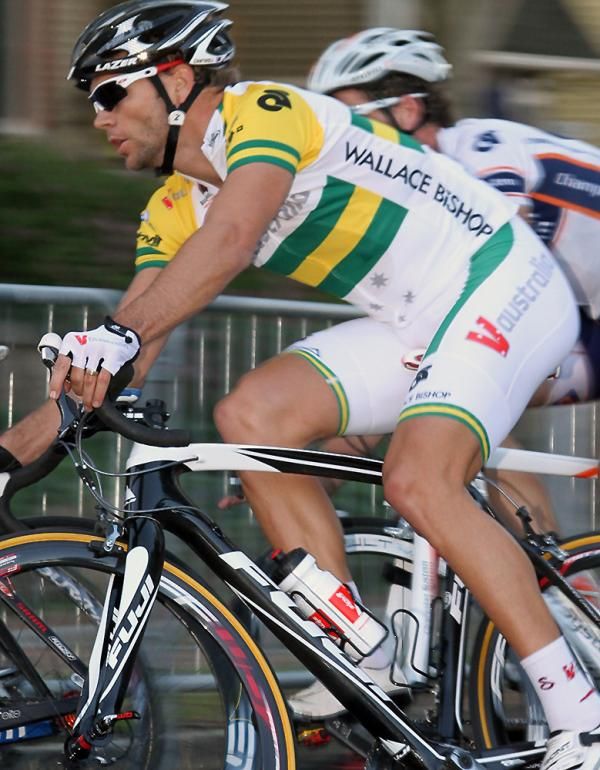 Australian National Champion, Taylor Sheldon (V Australia Pro Cycling Team) tries to hang on during a final turn.