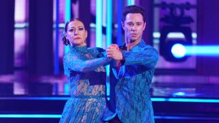 Alyson Hannigan and Sasha Farber on Dancing with the Stars' Latin Night