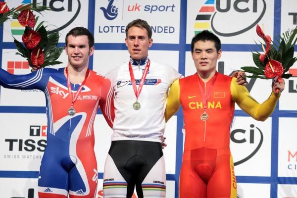 Men's Kilo podium: David Daniell (2nd, Great Britain), Stefan Nimke (1st, Germany) and Chongyang Wang (3rd, China).