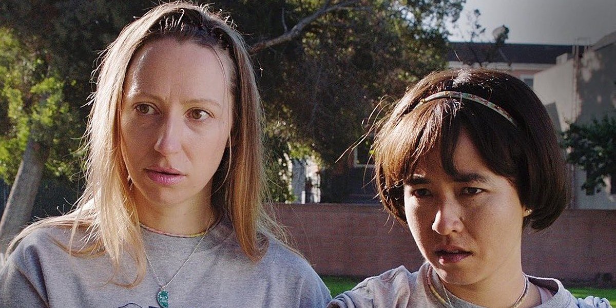 Pen15 Maya and Anna in gym class