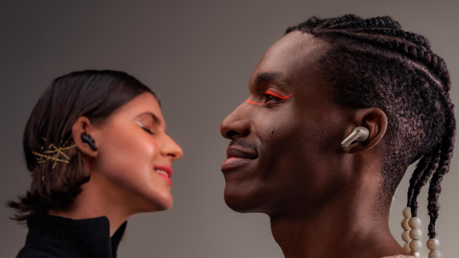 Motorola moto buds+