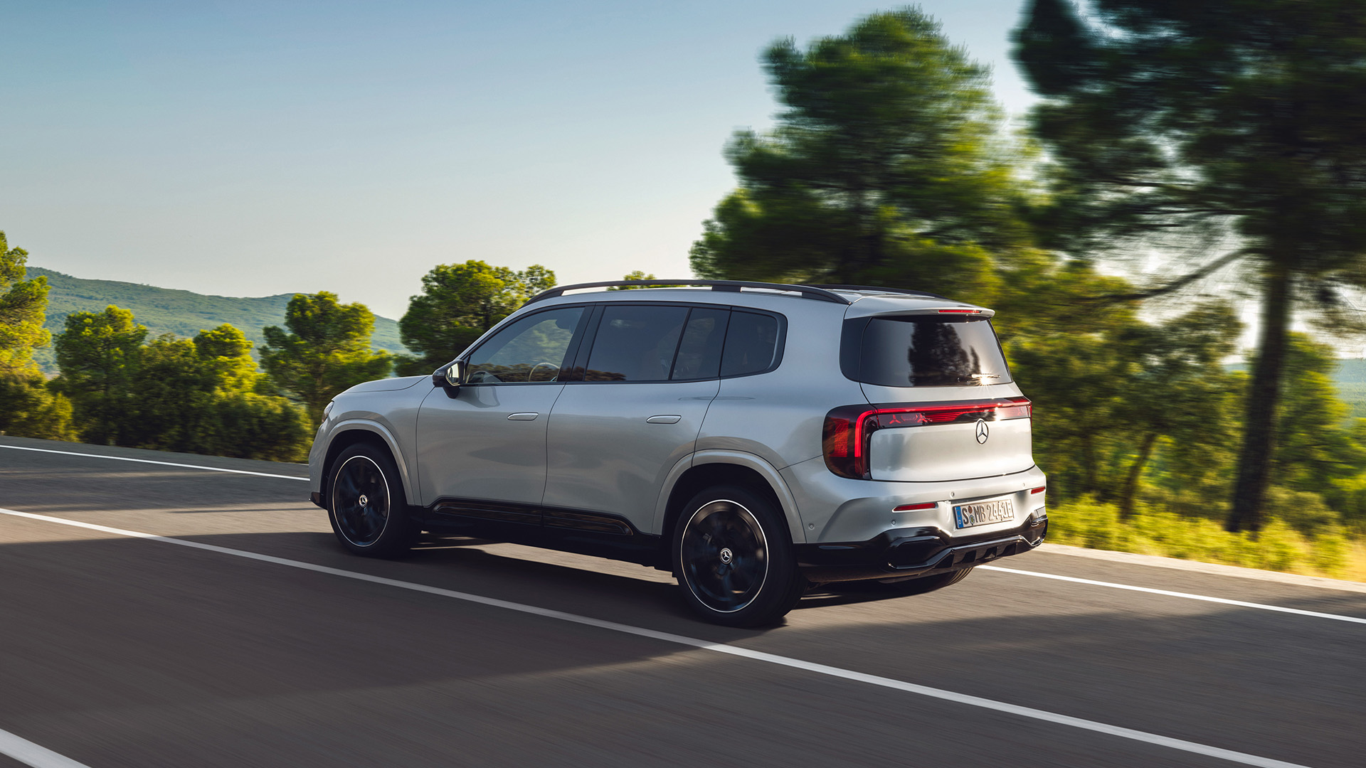 Mercedes-Benz GLB electric