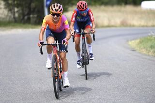 Tour de France Femmes stage 6 Agnieszka Skalniak-Sojka attacking