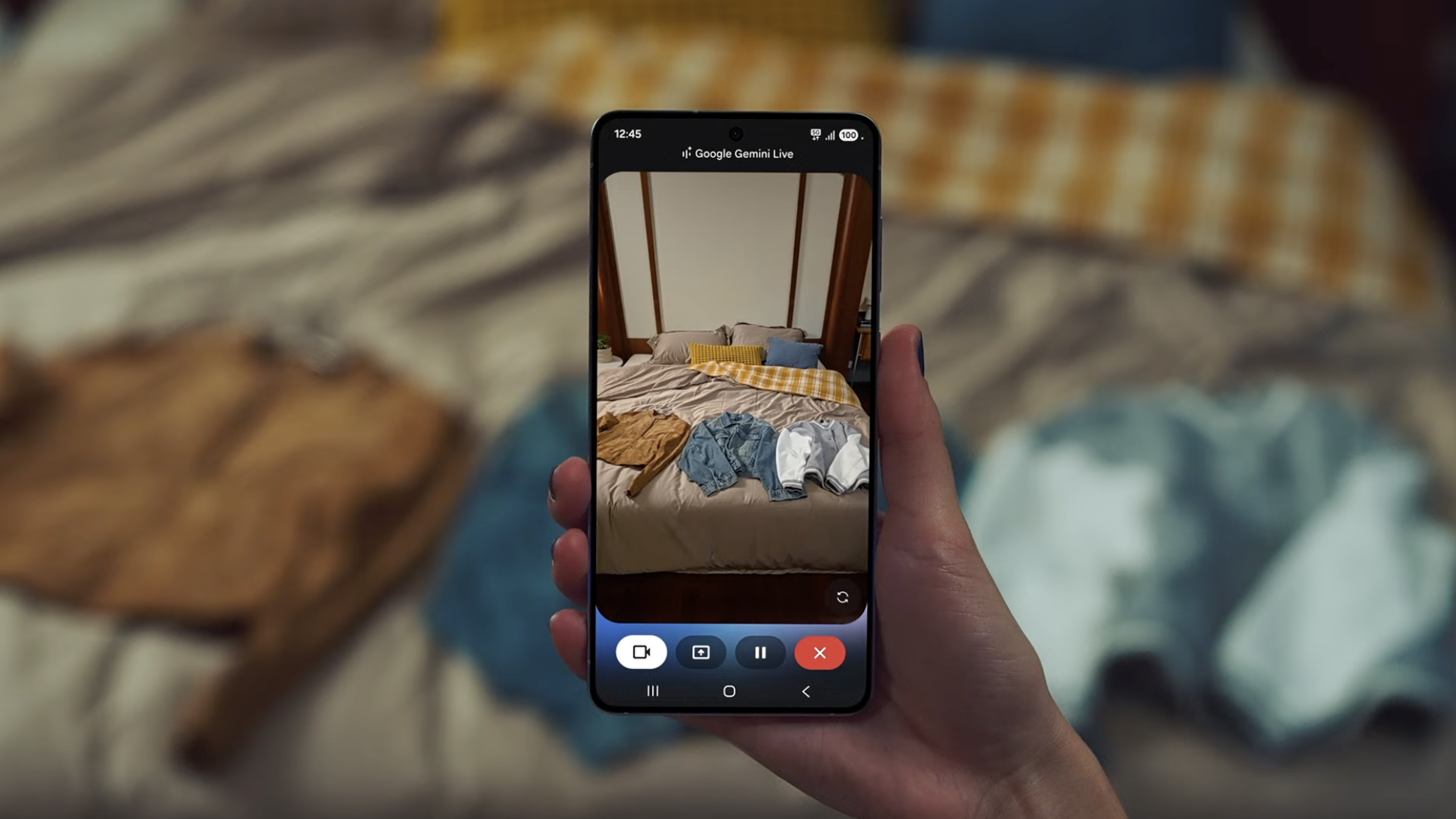 real-time holographic video calling 2025