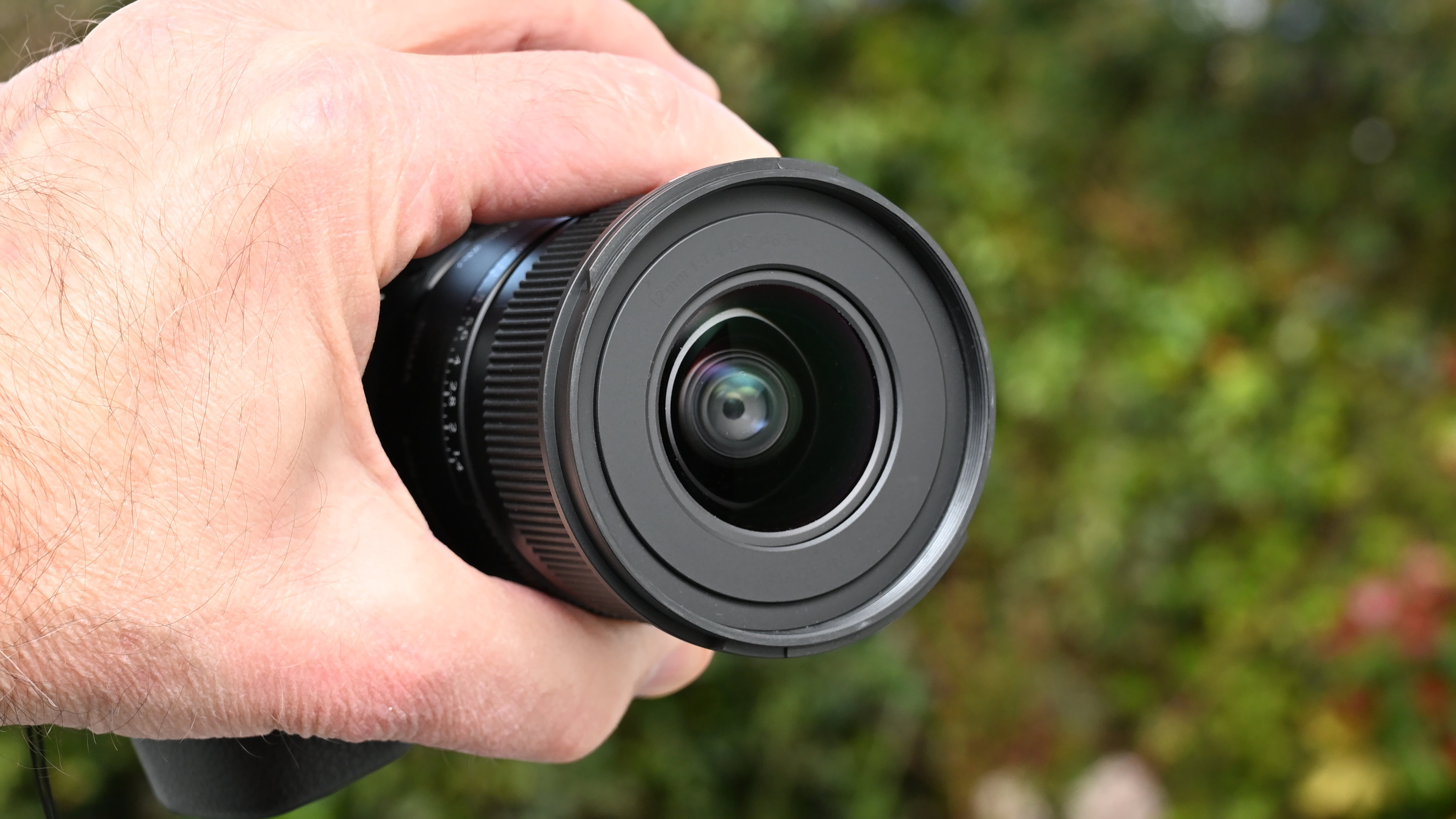 Sigma 12mm f/1.4 DC | C product shot