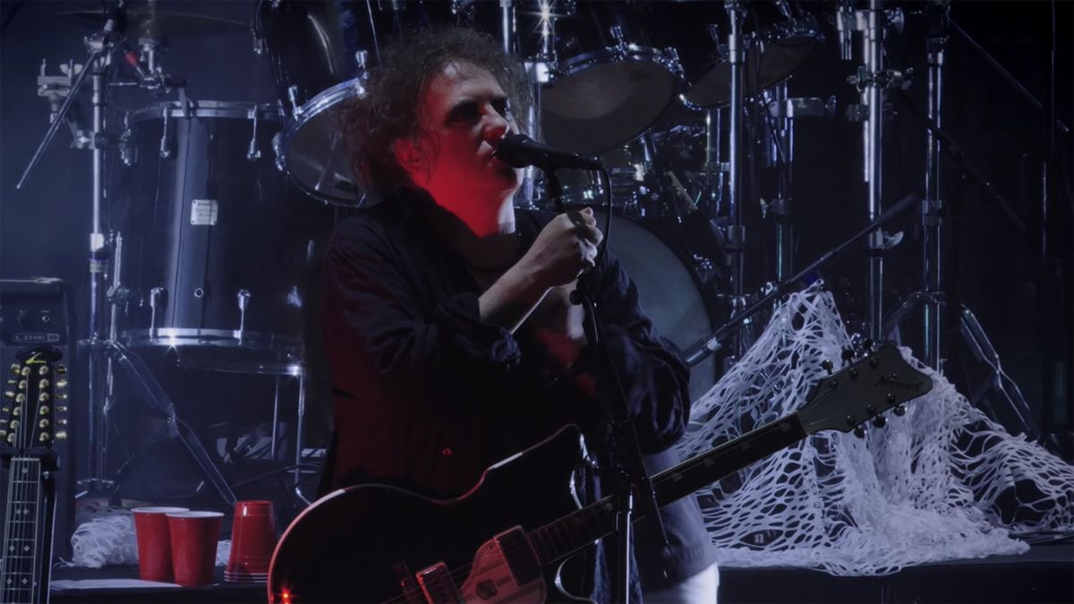 Robert Smith The Cure