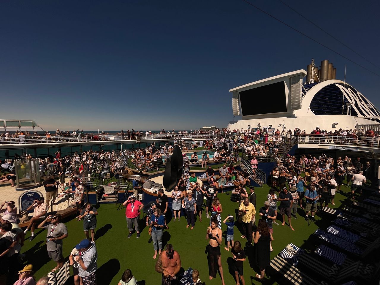 Hybrid solar eclipse captured during a P&amp;O Pacific Explorer cruise ship in the Exmouth Gulf