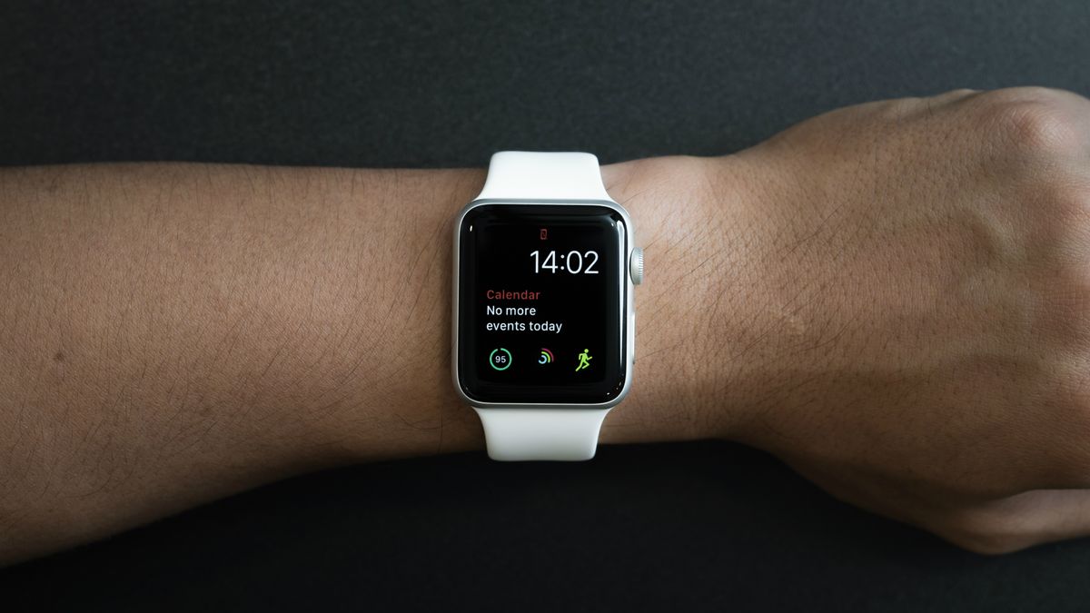 apple-watch-sale-at-walmart-the-apple-watch-4-gets-a-100-price-cut