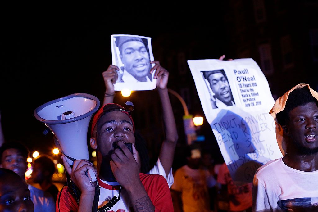 Demonstrators protest the fatal police shooting of Paul O&amp;#039;Neal on August 5, 2016 in Chicago, Illinois