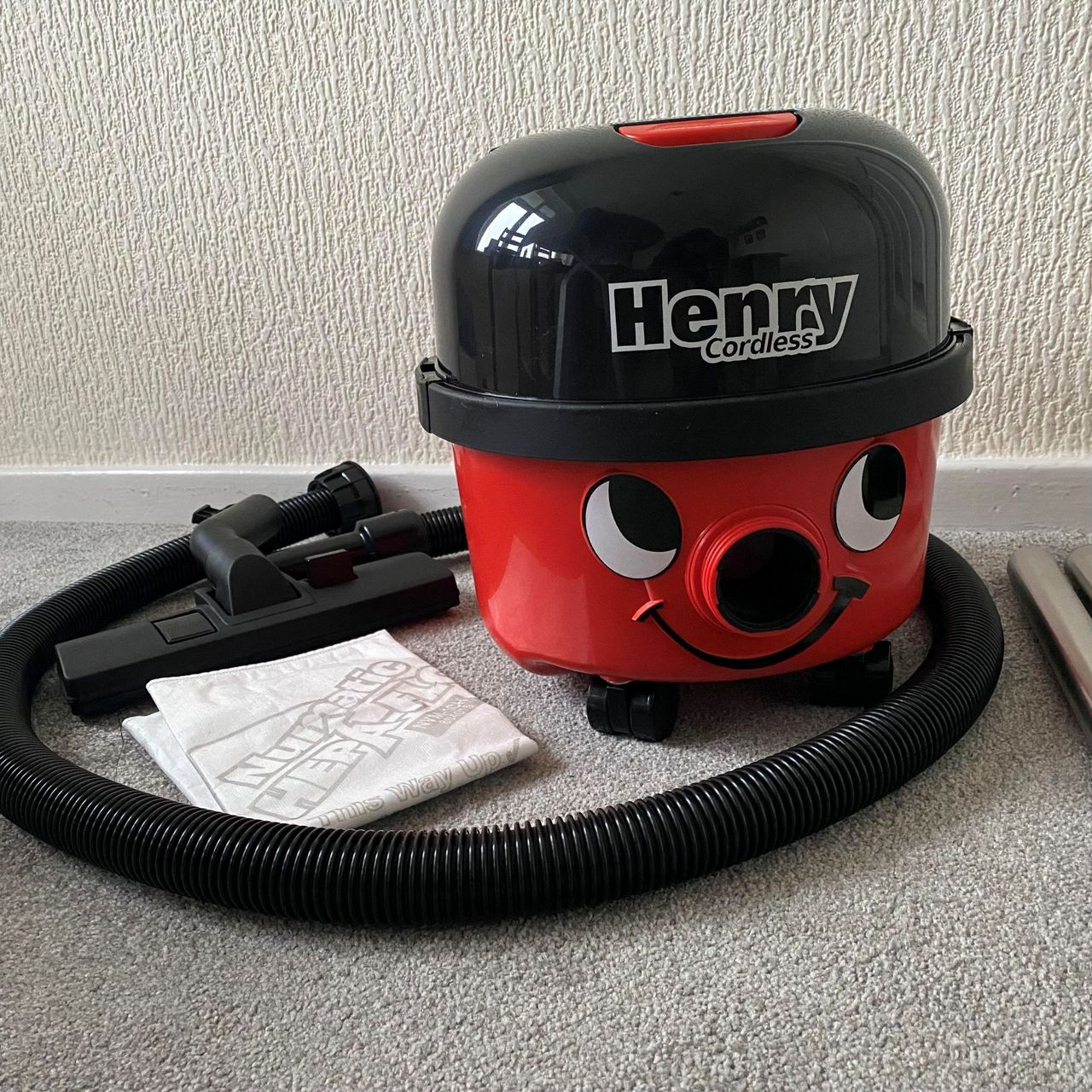 Henry cordless vacuum reivew