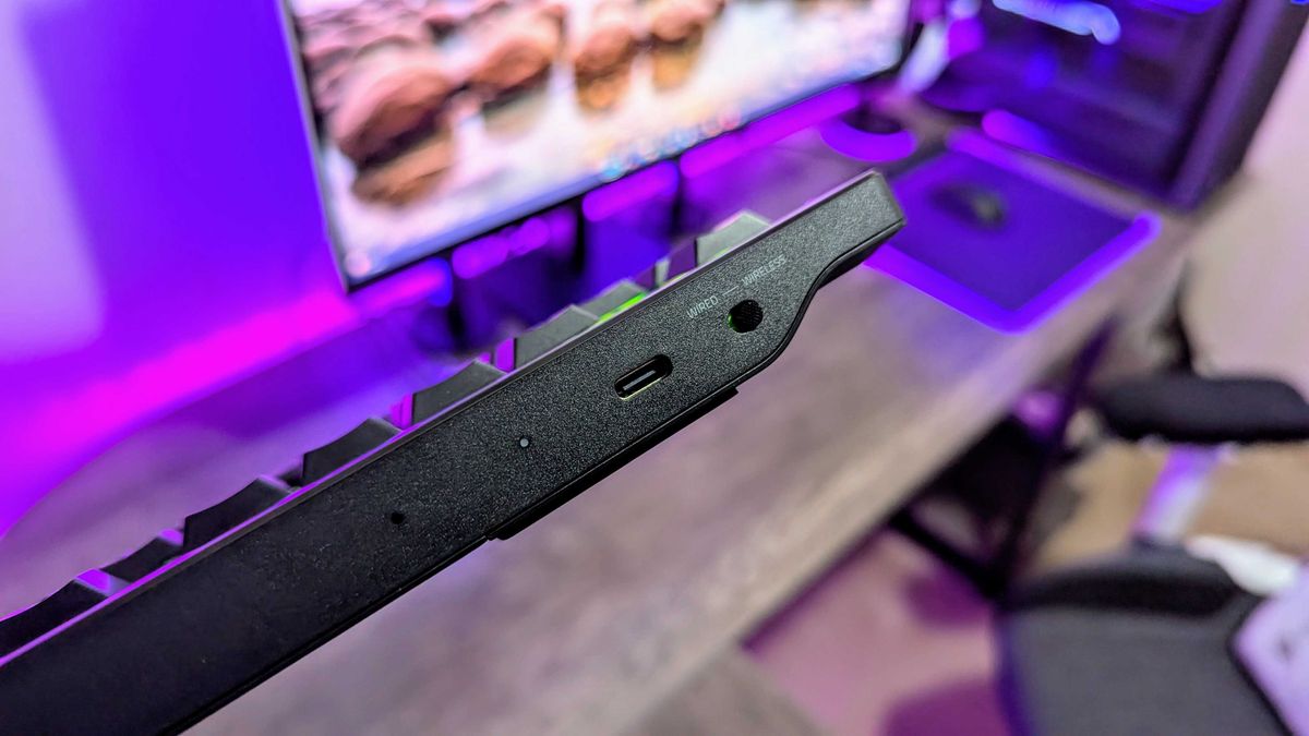 Image of the Razer BlackWidow V4 Low-Profile HyperSpeed wireless gaming keyboard.