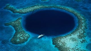 The Great Blue Hole, Belize